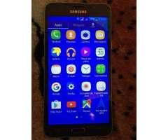 Celular J7 - 2