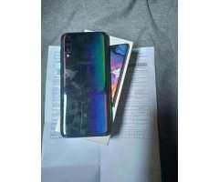 Samsung A70 128 GB 6 ram garantia 10/09/2020 troca