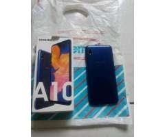 Vendo um A10 Samsung novo