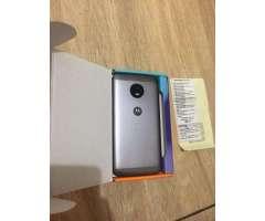 Moto e4 plus