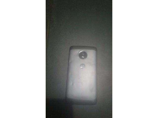 Moto G5