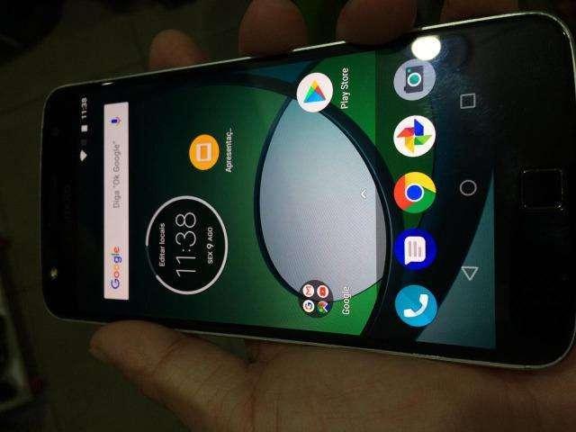 Motorola z play