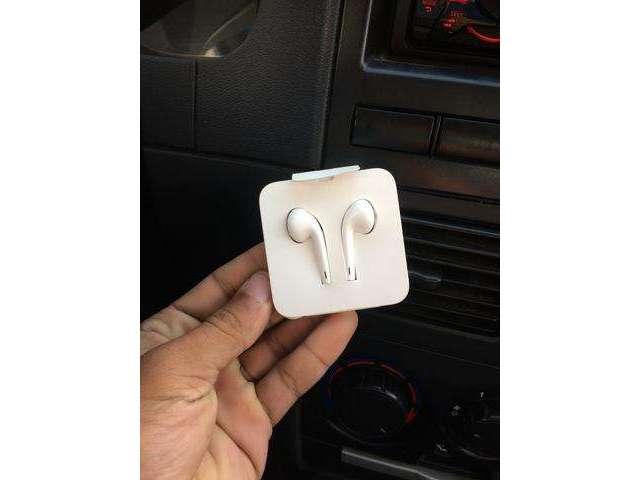 Fone IPhone 7 com fio