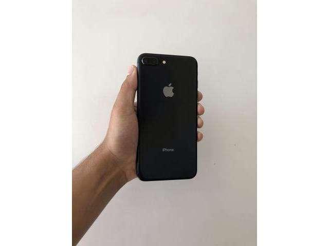 IPhone 8 Plus 64gb NOVINHO!