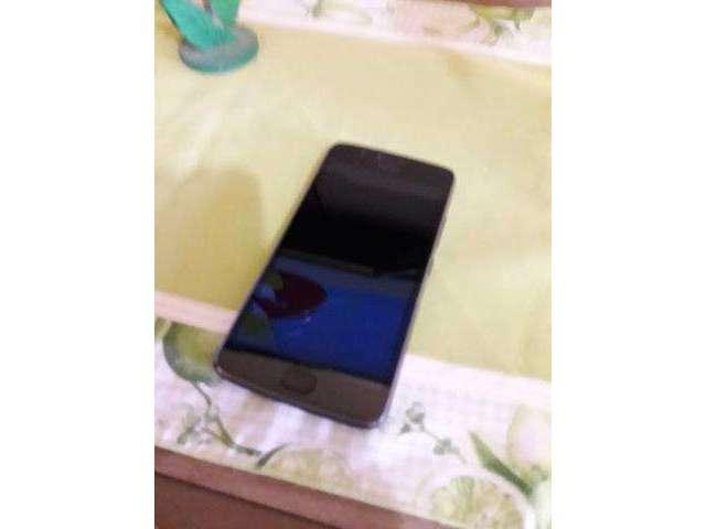 Moto G5 trincado