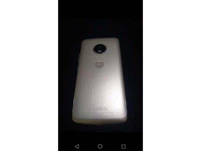 Moto G5 plus
