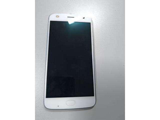 Vendo moto Z2 play problema