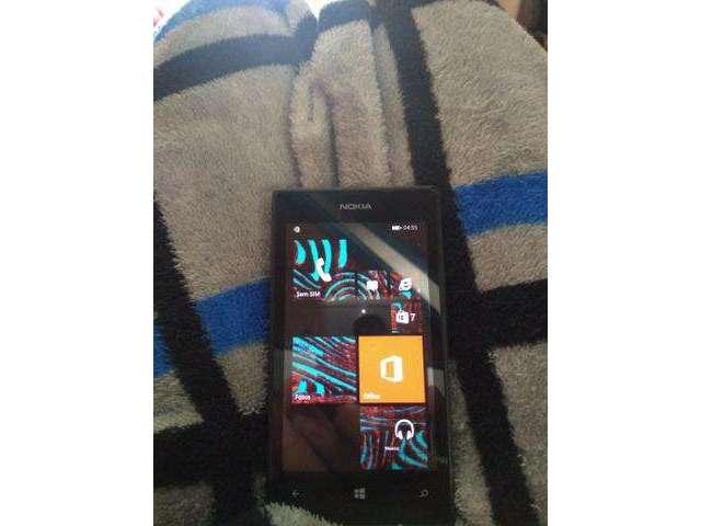 Celular de toque na tela Nokia bem novo vendo ou troco