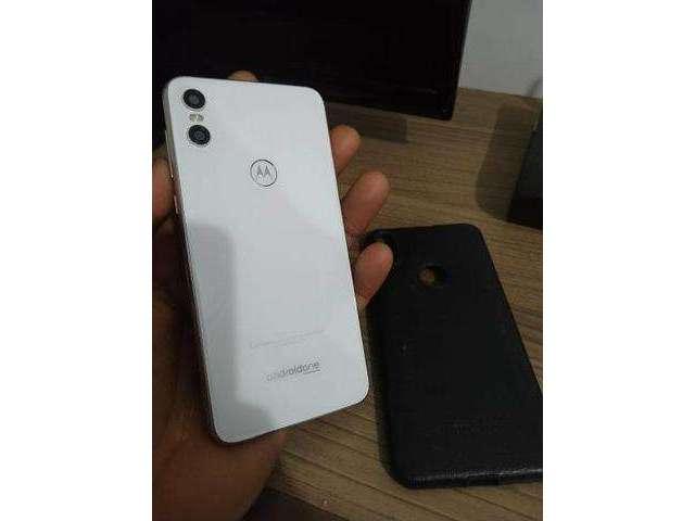 Motorola one aparelho de meu uso 64 giga 4 de ram