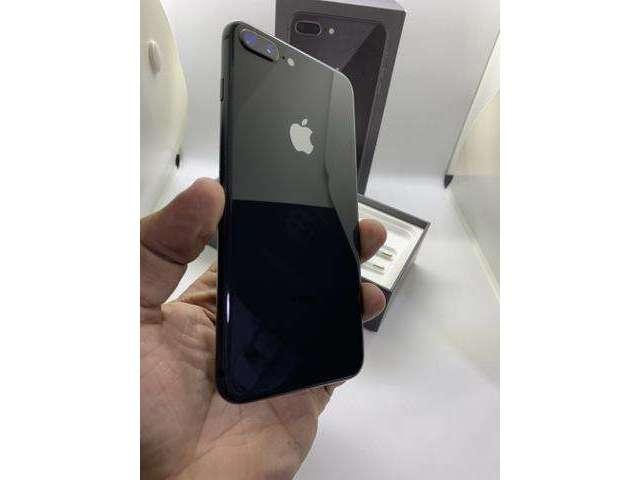 IPhone 8 Plus 64gb cinza