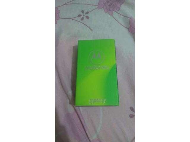 Vendo moto g6 play lacrado aparelho original