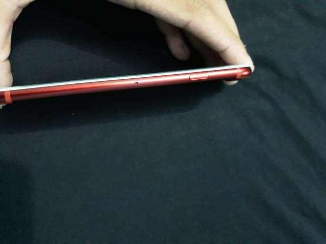 IPHONE 7 128 g RED