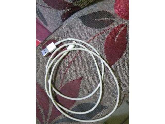 Carregador original do iPhone