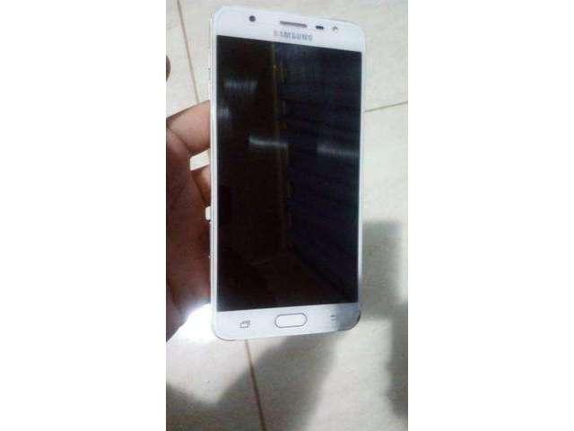 Troco J7 prime 32gb trincado