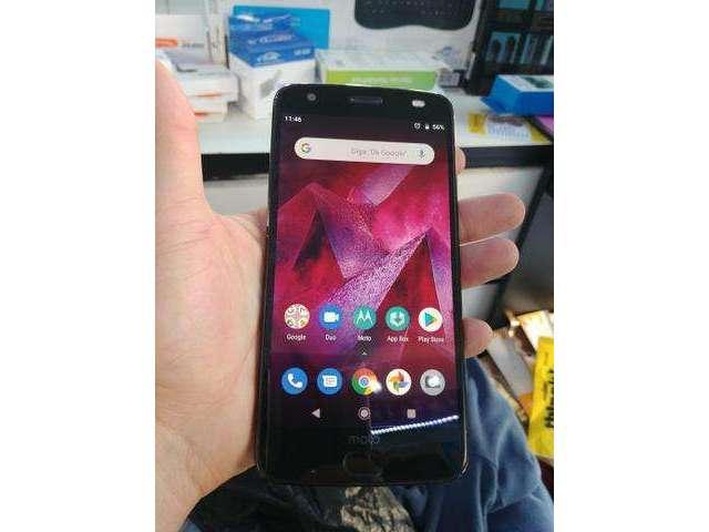Moto Z2 force