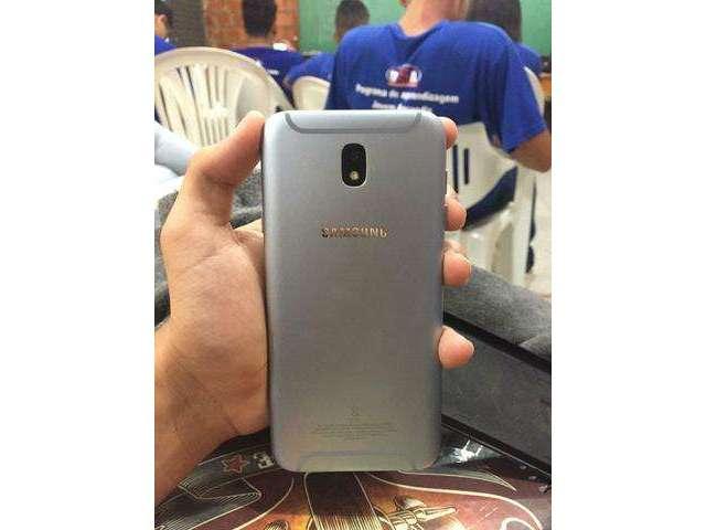 Celular j7 pro