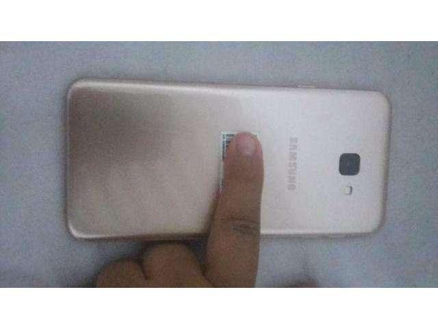 Samsung J 4 Core