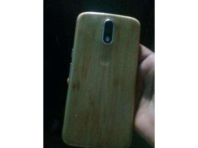Moto g4