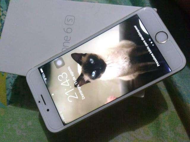 IPhone 6s 16gb, na caixa, tudo ok, biometria on