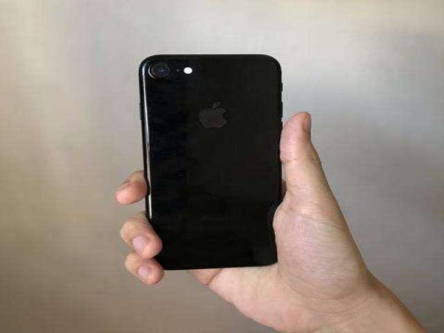 Iphone 7 preto brilhante (Aceito CartÃ£o)