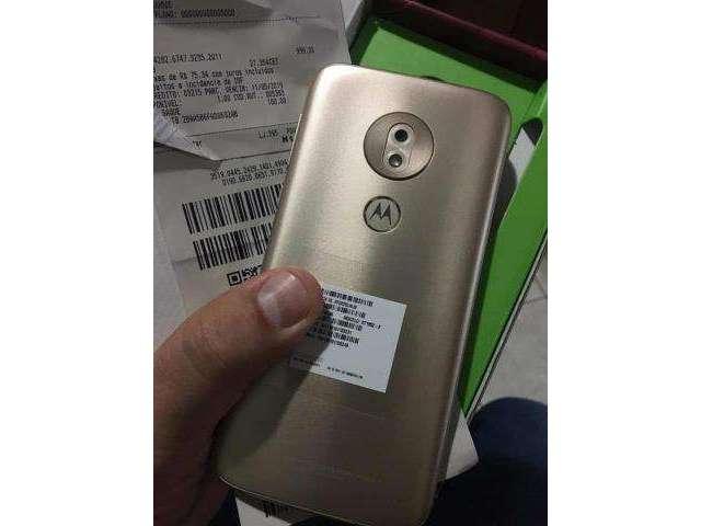 Lindo moto G7 ediÃ§Ã£o especial ouro ! apenas 9 dias de comprado !