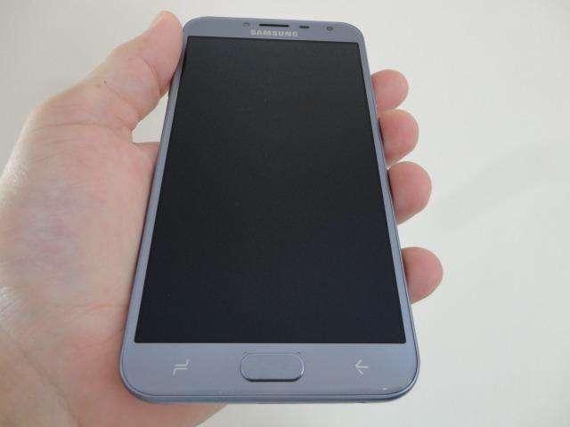 Samsung Galaxy J4 32GB Prata
