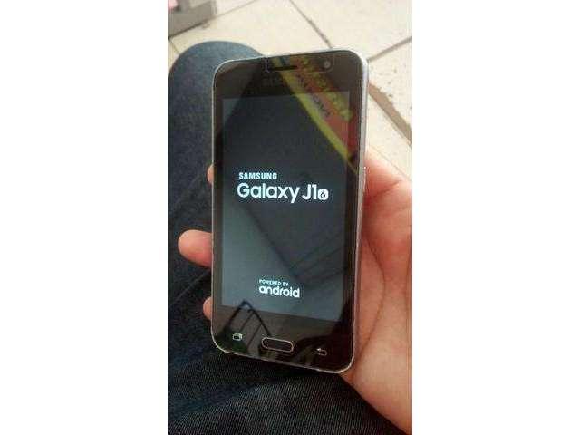 Celular Samsung J1