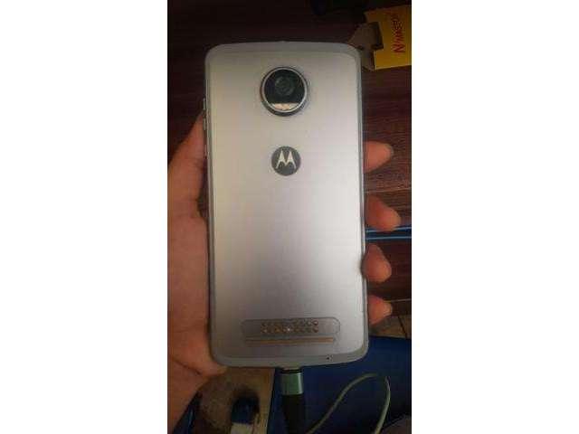 Vendo moto z2pLAy 64GB