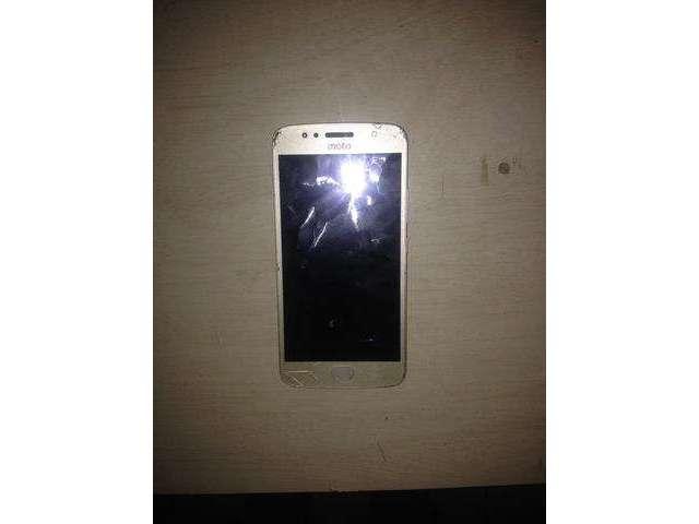 Moto G5s