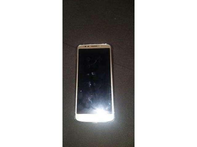Moto e5