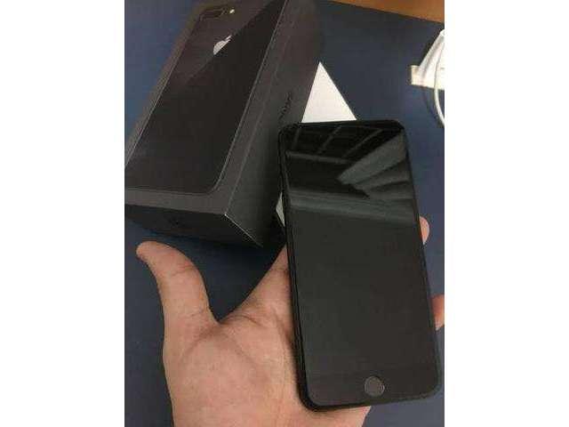 IPhone 8 Plus 64 GB garantia Apple + seguro contra roubo furto e mal uso!