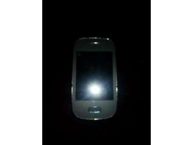Vendo celular Samsung