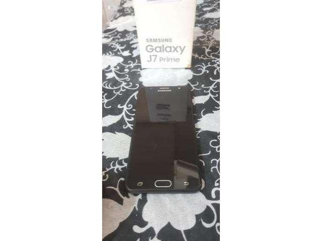 Vendo J7 PRIME CONCERTO OU RETIRADA DE PEÃ‡AS