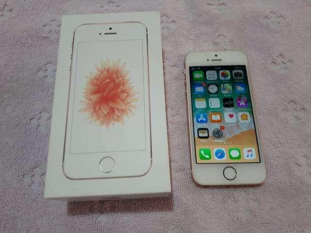 IPhone SE 32GB top