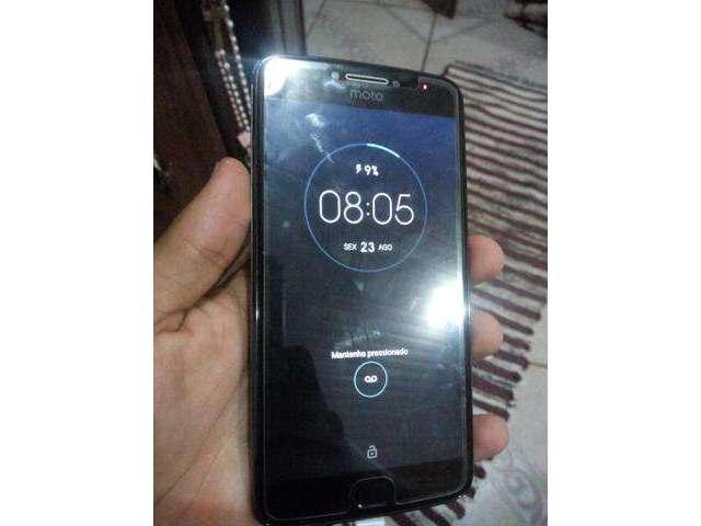 Moto e4 plus