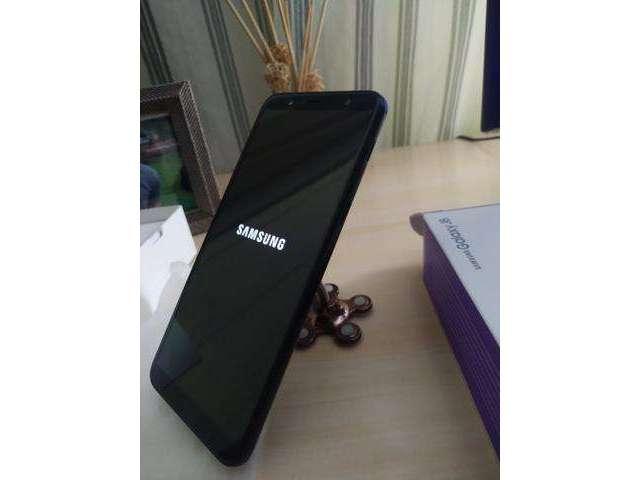 Samsung Galaxy J8