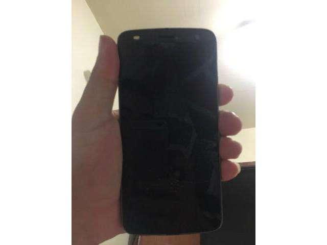 Moto z2 Play