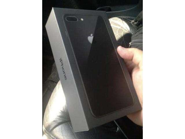 IPhone 8 Plus 64G. R$2.600