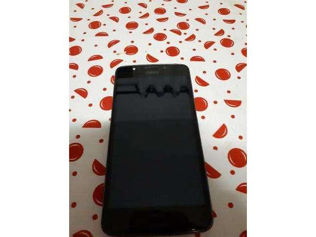Moto e4 usado