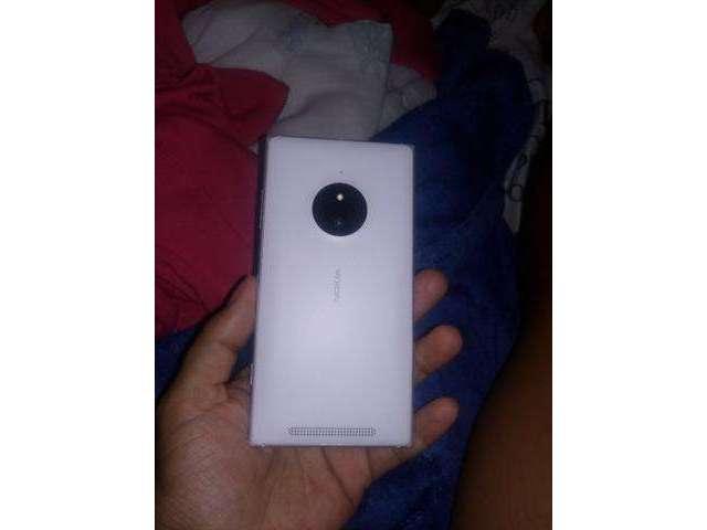 Vende se um nokia lumia 830