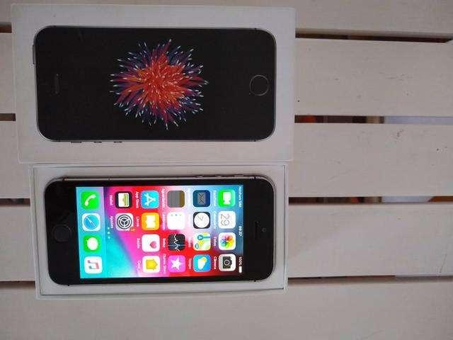 IPhone SE 16gb Cinza Espacial. Completo. Novinho