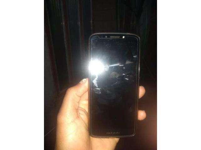 Vendo moto g 6 play cem detalhes