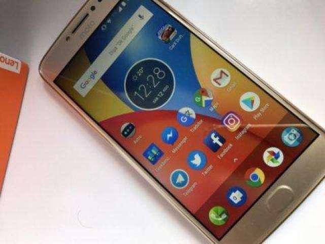 Moto e4