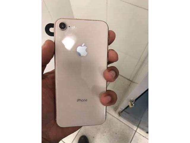 IPhone 8 64 gigas