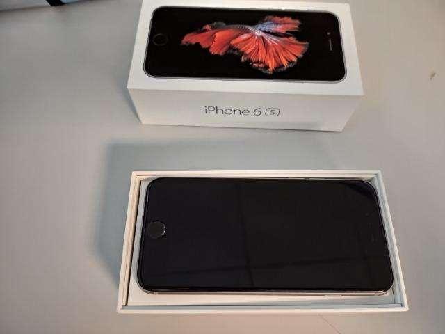 Iphone 6S 16GB em bom estado + Capinha preta