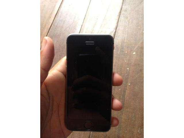 IPhone SE 32 GB troco por MacBook
