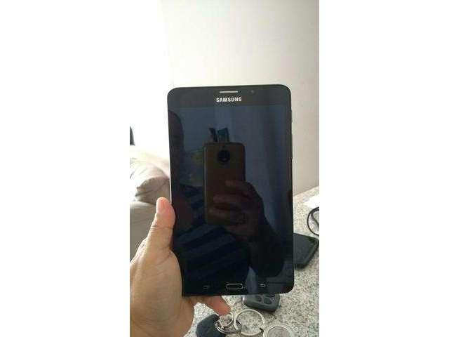 Tablet Samsung A6 novinho
