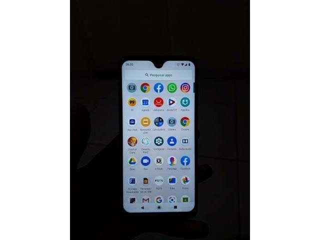 Moto G7 Polar 64 GB 4 gb de ram . Sou de CamaÃ§ari