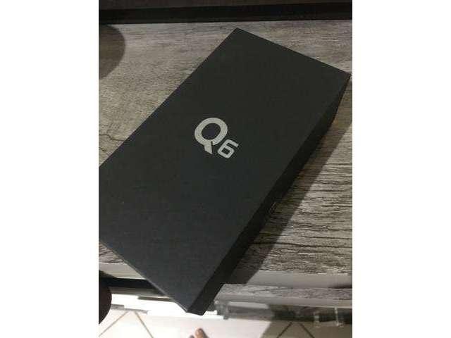 Celular LG Q6