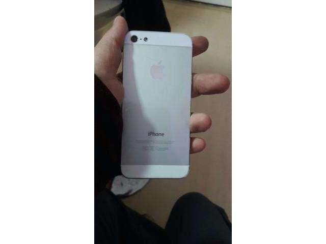 IPhone 5 c/ PROBLEMA na placa